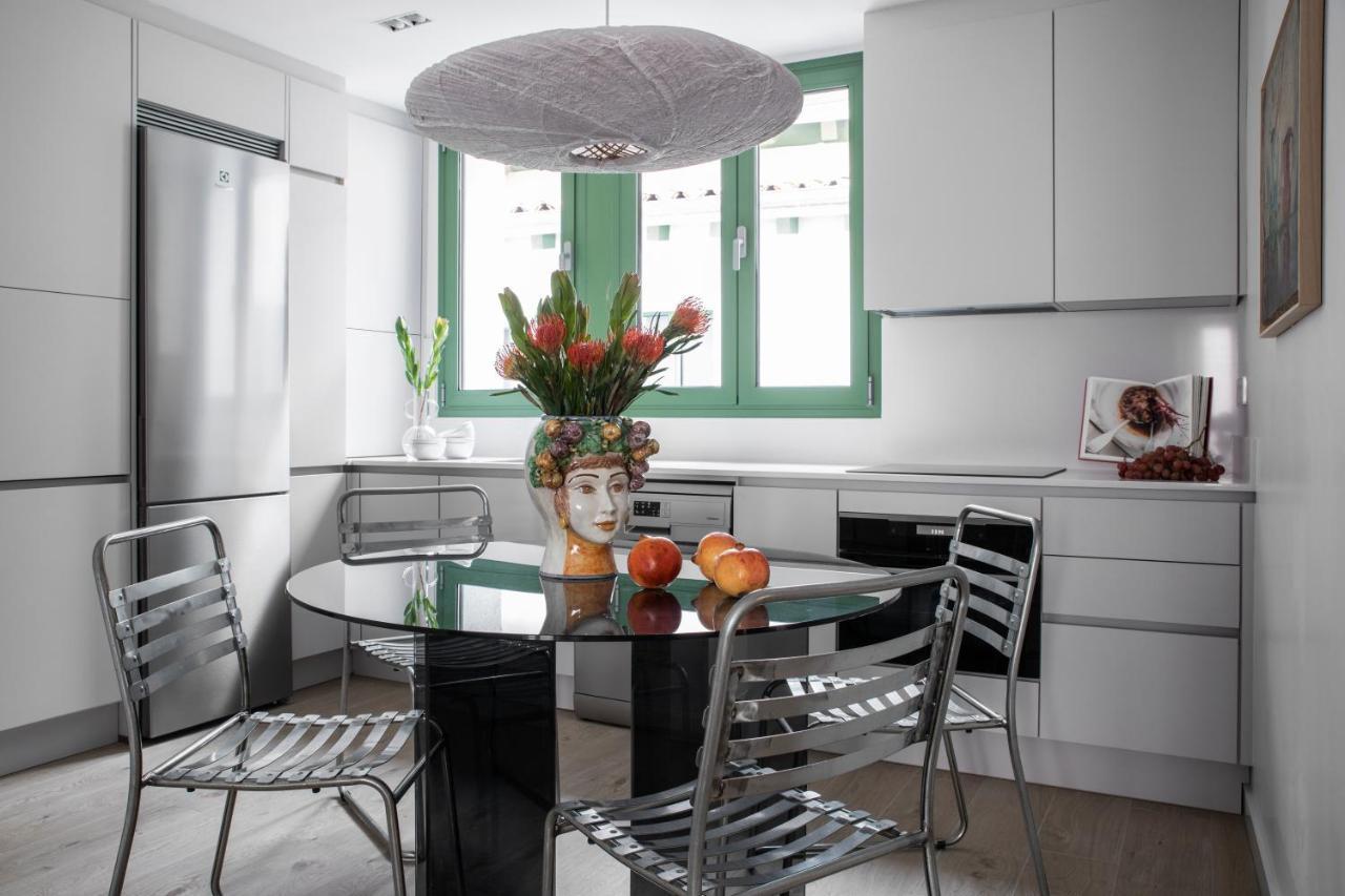 Calatrava - Darya Living Apartment Мадрид Екстериор снимка