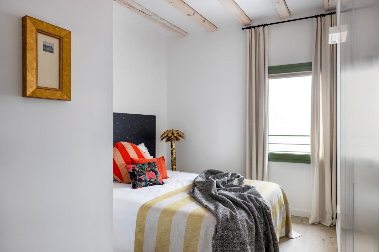 Calatrava - Darya Living Apartment Мадрид Екстериор снимка
